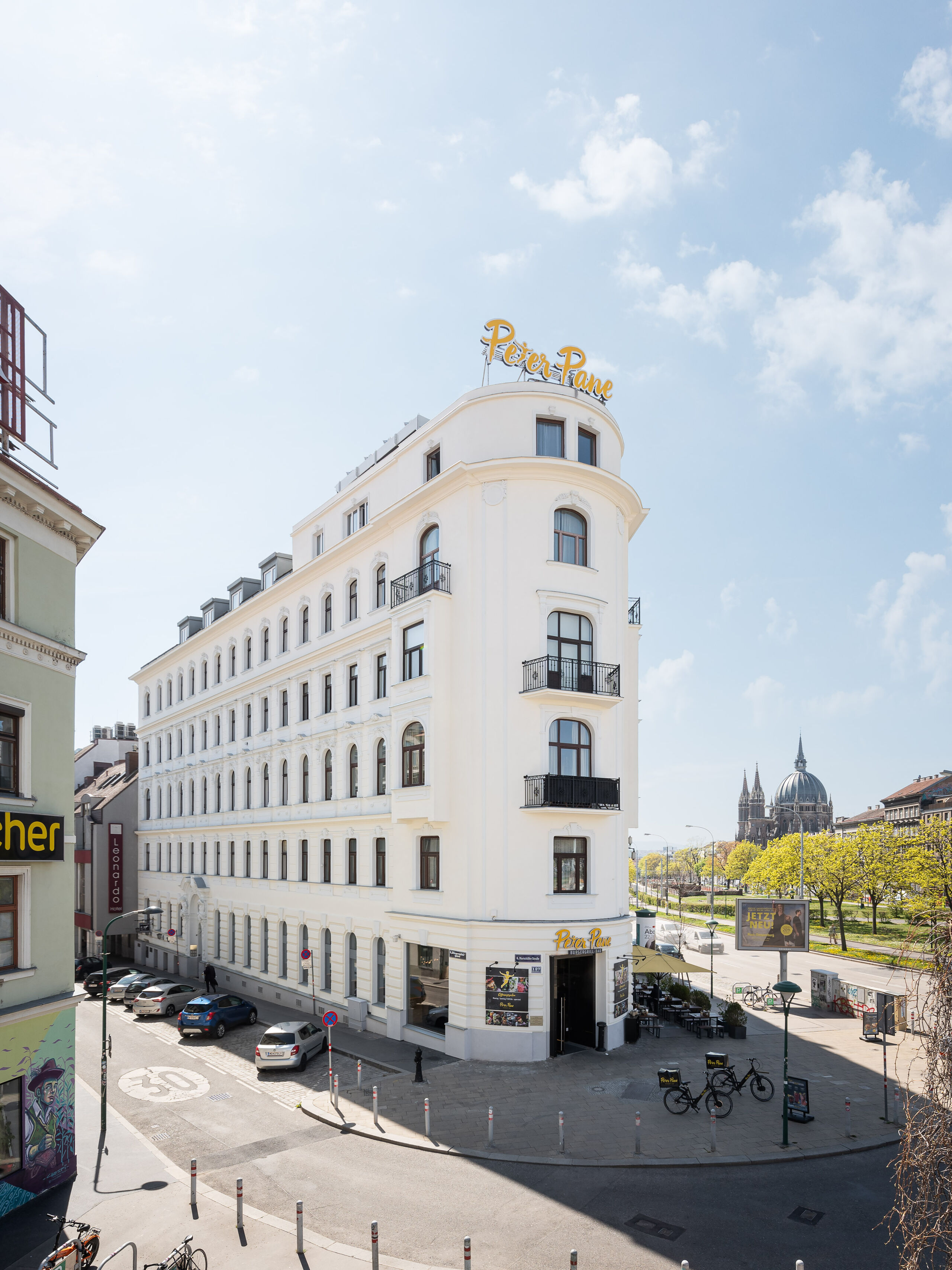 Der um die Jahrhundertwende errichtete Stilaltbau in der Mariahilfer Straße 127 wurde durch die 3SI Immogroup rund 10 Monate umfassend revitalisiert.