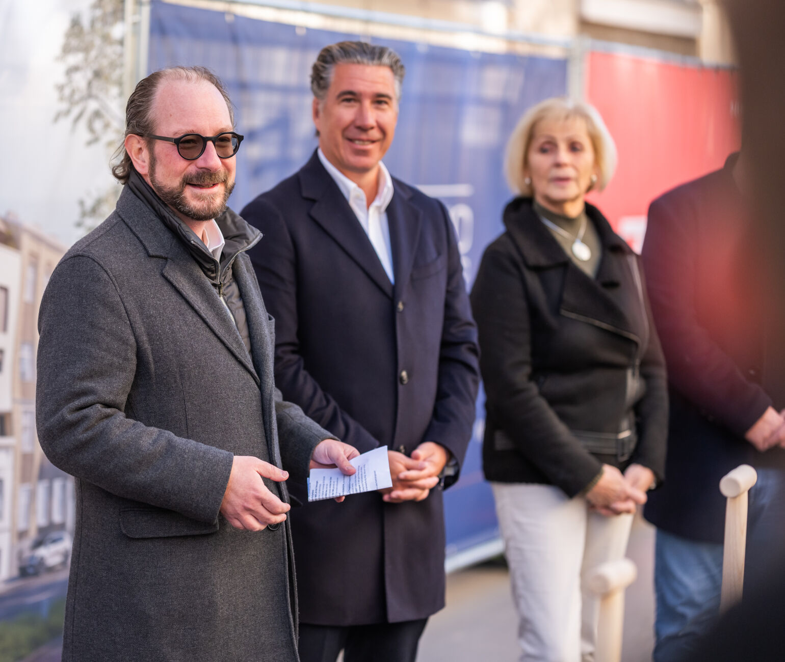 Beide Bauprojekte starten noch 2025 und schaffen einzigartigen Wohnraum in und oberhalb von Wien.