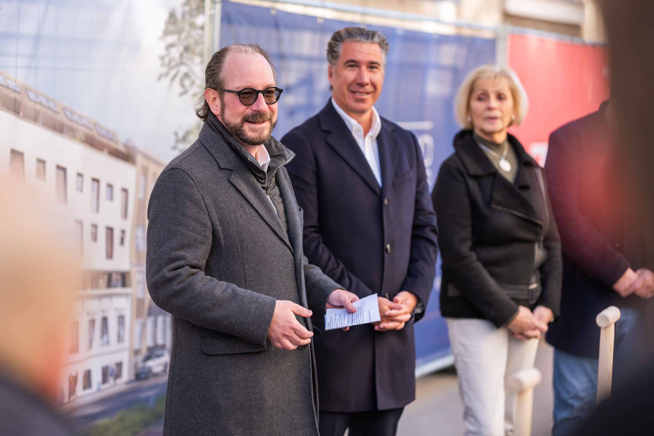 Beide Bauprojekte starten noch 2025 und schaffen einzigartigen Wohnraum in und oberhalb von Wien.