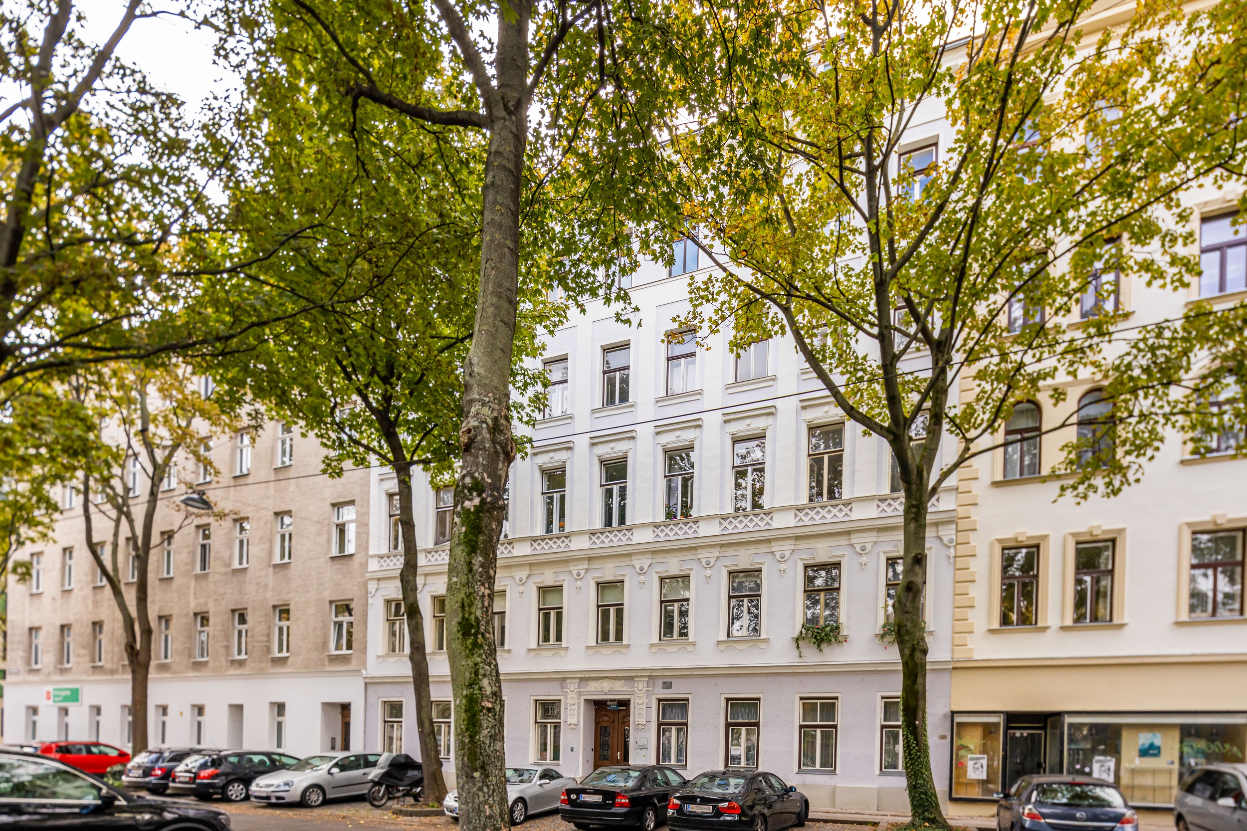 Am Max-Winter-Platz (1020 Wien) starten dieser Tage die Sanierungstätigkeiten, einzelne Wohnungen gelangen in den kommenden Wochen in den Verkauf.