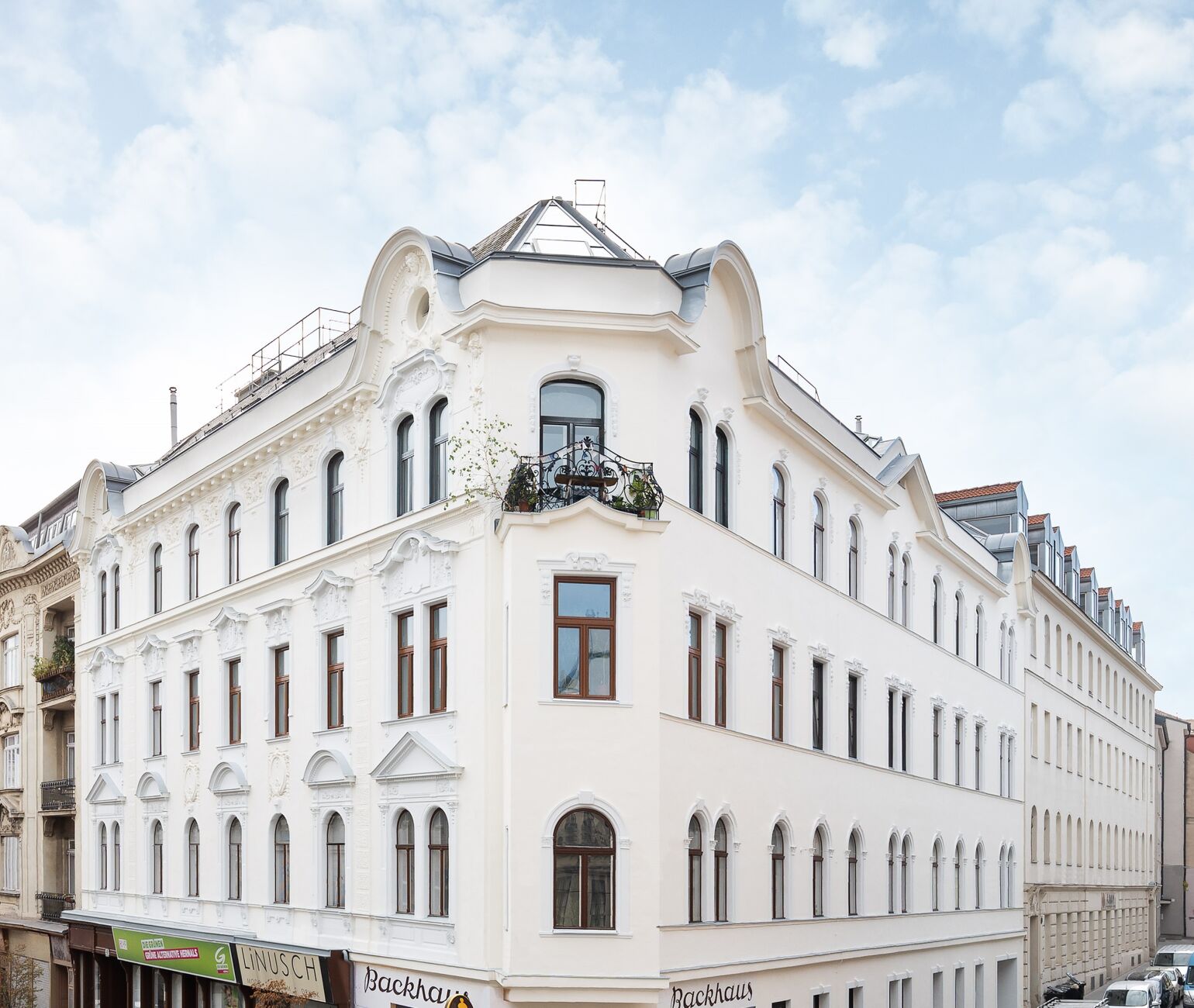 Das Altbauprojekt in der Hernalser Hauptstraße 49 gelangt nun in den Verkauf.