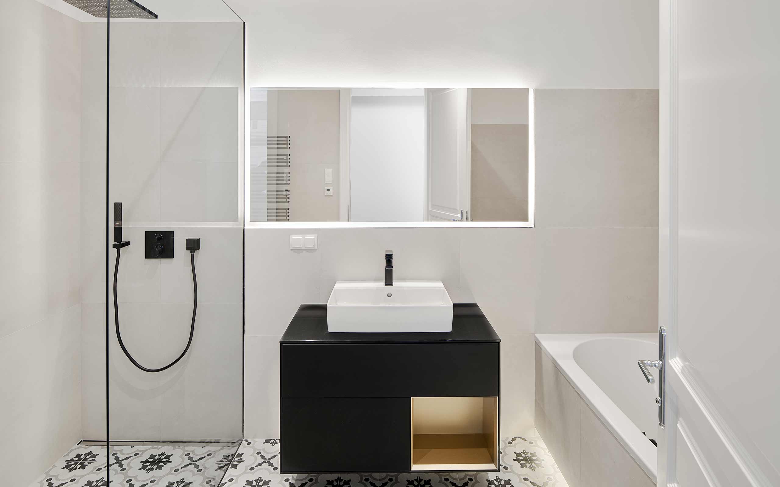 Komplett saniertes und hochwertig renoviertes Badezimmer im Altbau The Rarity in der Waltergasse 3 1040 Wien
