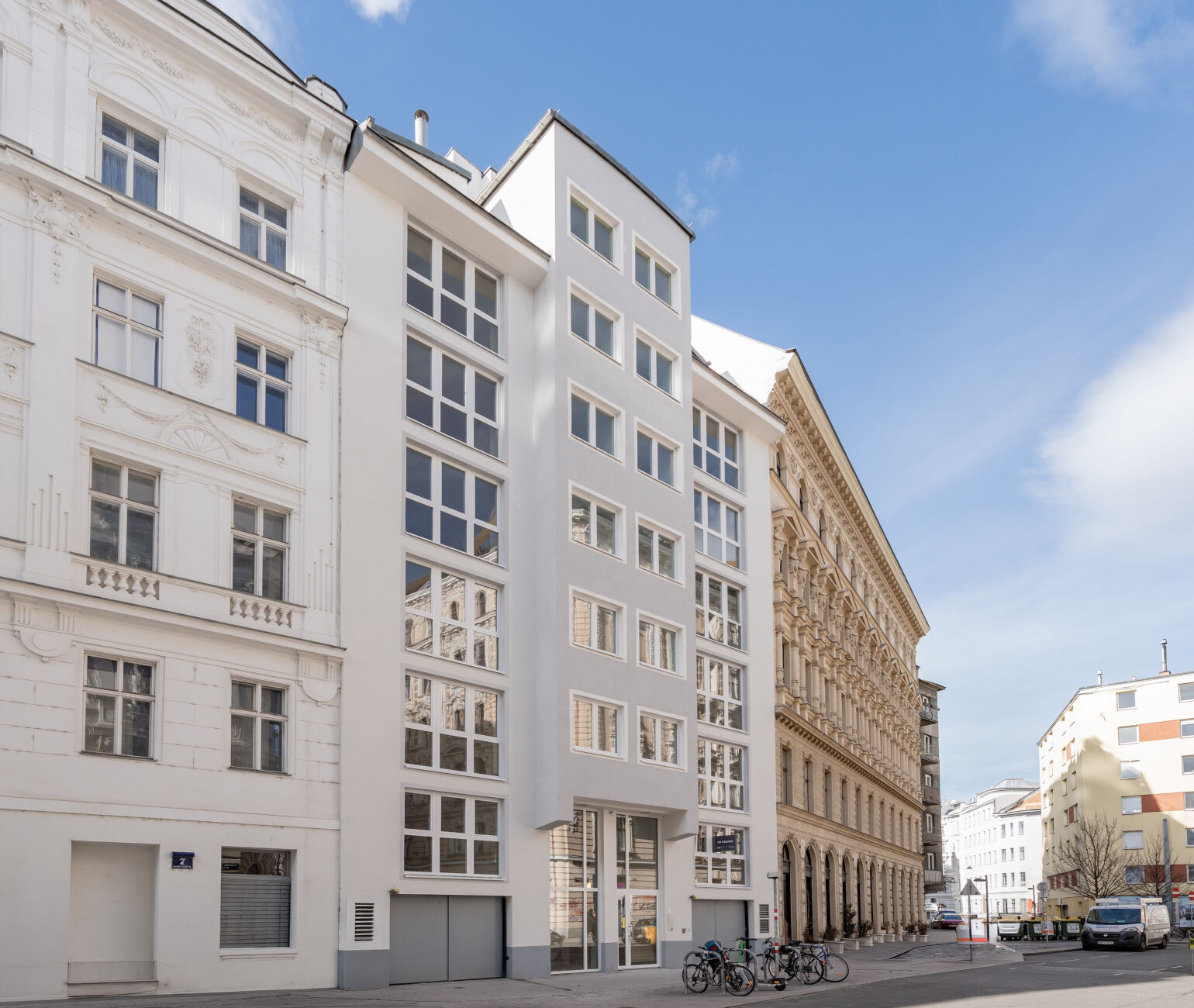 Nach umfassender Revitalisierung präsentiert sich The Pearl als modernes Wohnjuwel in einer der gefragtesten Lagen Wiens.