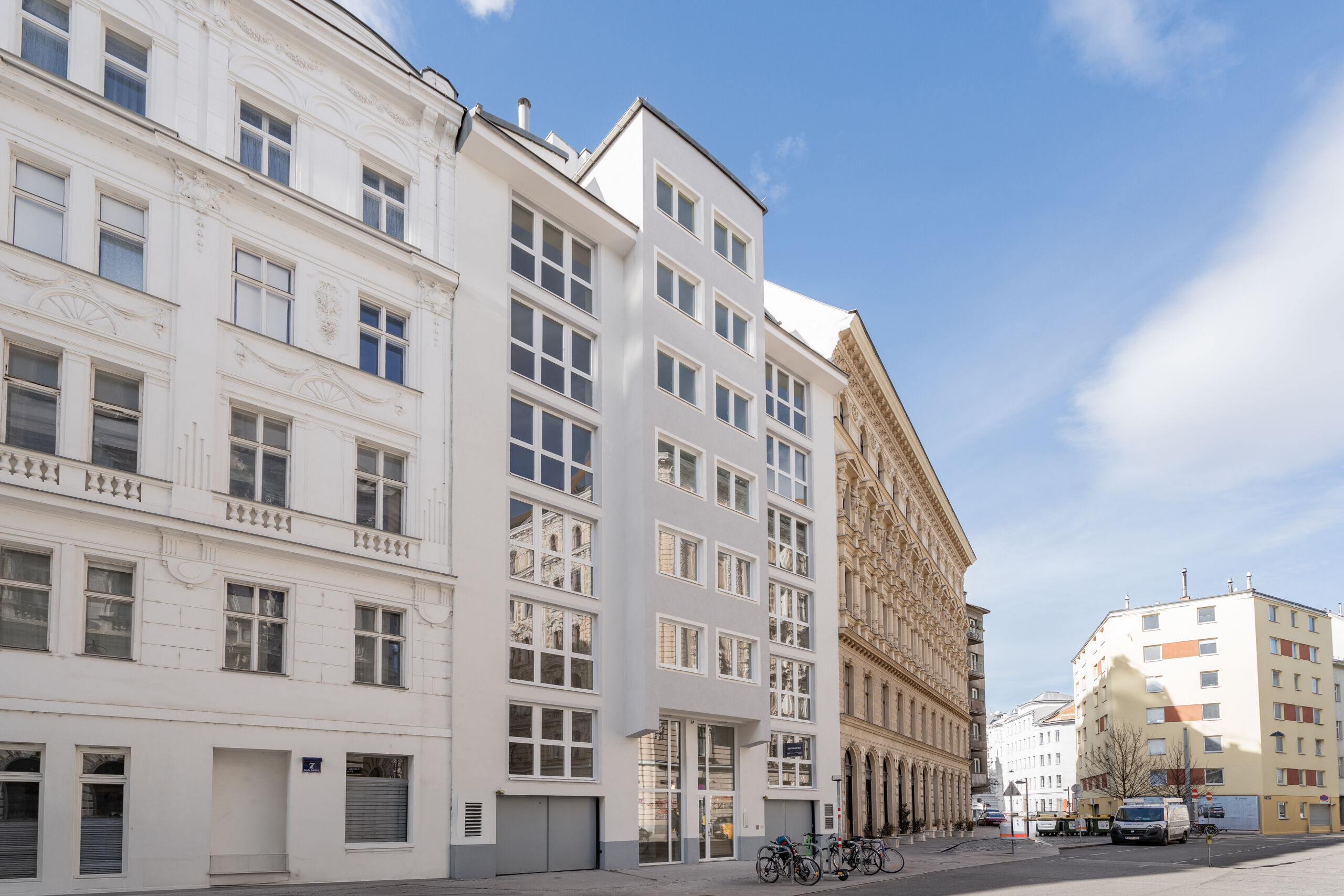 Nach umfassender Revitalisierung präsentiert sich The Pearl als modernes Wohnjuwel in einer der gefragtesten Lagen Wiens.